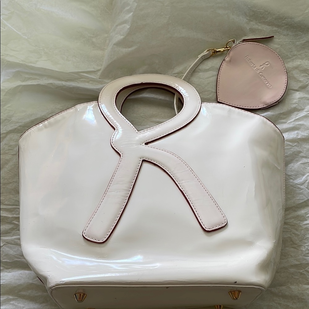 Free gift with other bag/wallet purchase